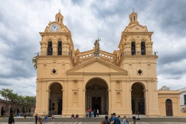 Cordoba şehri, Arjantin. 7 Aralık 2024. Cordoba Katedrali, Cordoba Katolik Başpiskoposluğu 'nun sömürge katedrali.