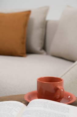 Kanepe, ev yapımı rahat tekstil. Yüksek kalite fotoğraf