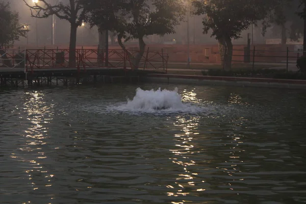 Gölün güzel manzarası