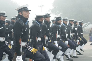 Şehirdeki ordu muhafızları.