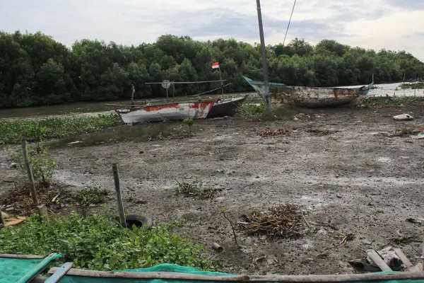 Jakarta November 2022 Fiskebåt Som Vilar Efter Att Letat Efter — Stockfoto