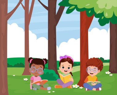 sevimli küçük çocuk kitap okuma