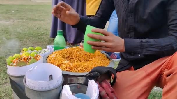 Hindistan Batı Bengal Kolkata Bir Sokakta Hint Yemeği Ghati Garam — Stok video