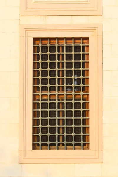 Okno Islamskim Wzorem Meczecie — Zdjęcie stockowe