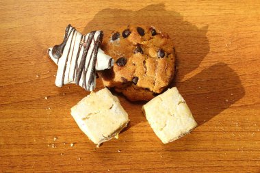 Kahverengi masada Alman Noel kurabiyeleri