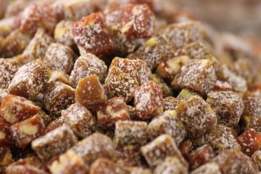 Türkçe zevke yakın kavrulmuş fındık. 