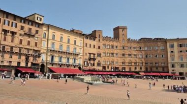 Siena Piazza del Campo: Palio At Yarışı, İtalya