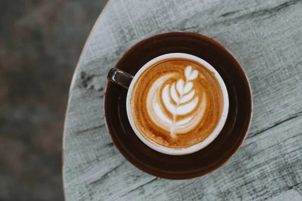 Platte Lay Bovenaanzicht Shot Van Een Kopje Koffie Met Prachtige — Stockfoto
