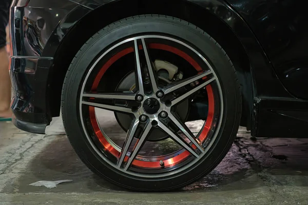 Close Shot Tire Has Black Rim Treads Grey Synthetic Rubber — Stock Photo, Image