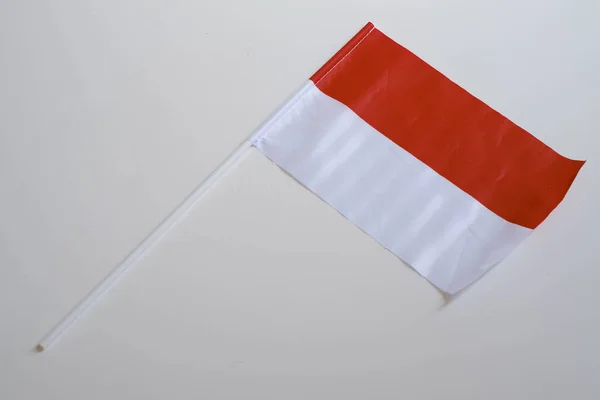 Indonesische Vlag Geïsoleerde Witte Achtergrond — Stockfoto