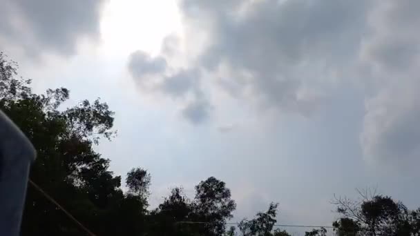 Wolkenloser Himmel Zeitraffer — Stockvideo