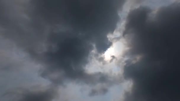 Gewitterwolken Fliegen Zeitraffer — Stockvideo