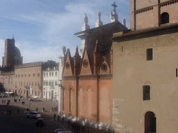 Mantova Lombardia Italia Pared Lateral Catedral Con Piazza Sordello Sus —  Fotos de Stock