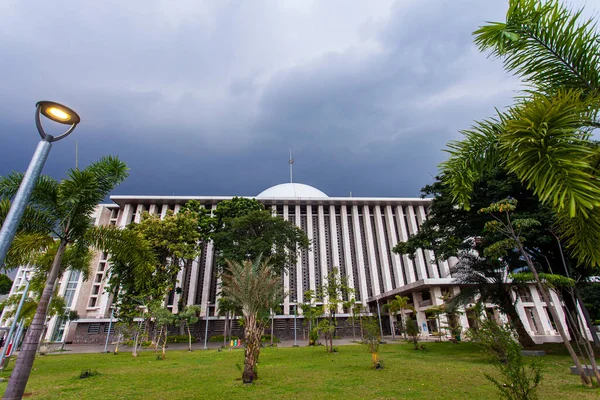 stock image Istiqlal mosque, the biggest mosque in south east asia located in Jakarta, Indonesia, after renovation.