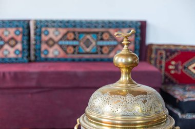 Osmanlı bakır işleme sanatı, bakır üzerine dekoratif sanat. Yüksek kalite fotoğraf