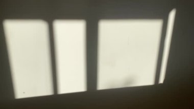 Modern bir binanın siyah beyaz fotoğrafının soyut arkaplanı