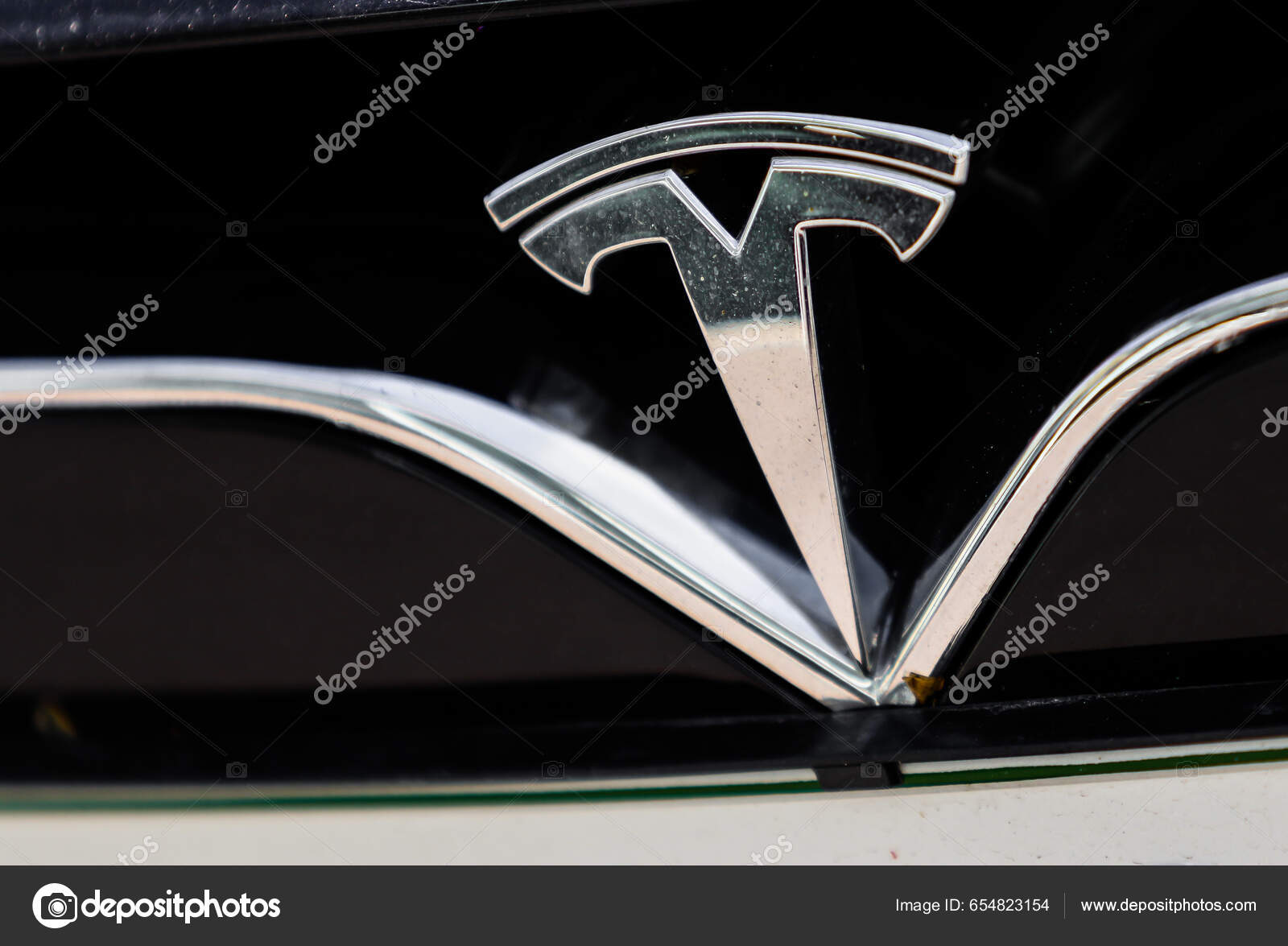 Tesla Logo and symbol, meaning, history, PNG, brand