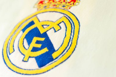 Kumaş üzerine gerçek Madrid amblemi 