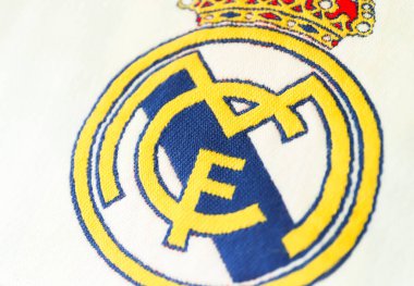 Kumaş üzerine gerçek Madrid amblemi 