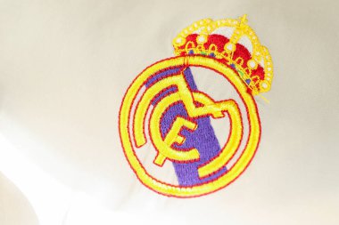 Kumaş üzerine gerçek Madrid amblemi 
