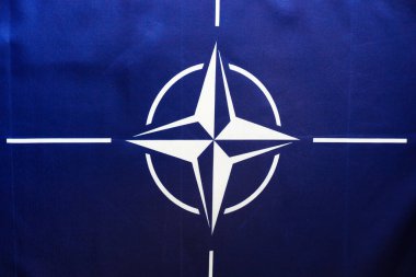 NATO (Kuzey Atlantik Antlaşma Örgütü) askeri örgütünün bayrağı) 