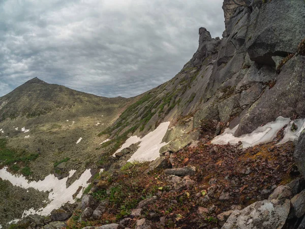 Batı Sayans Kurnik Zorlu Dağ Yolları Taşlar Kaldırım Taşları Eşsiz — Stok fotoğraf