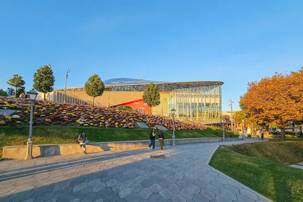 stock image Russia, Moscow, September,27 2023. Concert hall, landscape of Moscow. People are walking, relaxing. Zaryadye Park is tourist attraction of Russian capital. Urban landscaping and modern design.