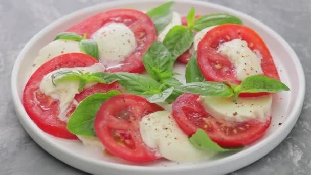 Caprese Salad Tomato Salad Mozzarella Basil Leaves Mediterranean Cuisine Boom — Stock Video