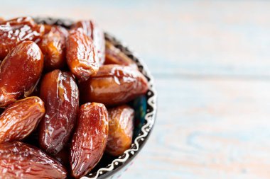 Tahta Tahta Tahtalardaki Kurumuş Tarihler, Boşluğu Kopyala