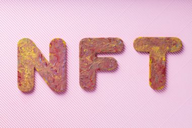 Pembe Arkaplan Üzerine NFT Yazıtı, Minimalist Kripto Sanat Konsepti, Üst Görünüm