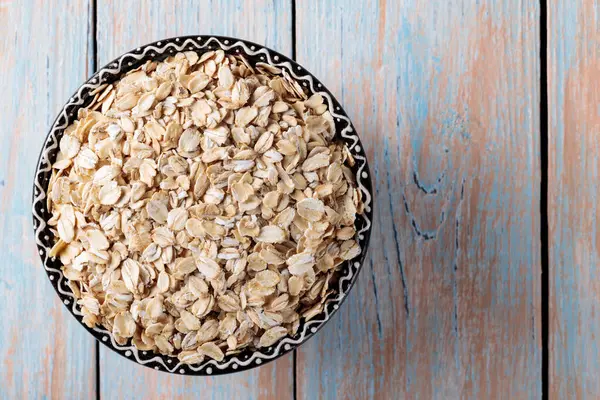 Tahta Arkaplanda Yulaf Gevreği, Sağlıklı Yeme Konsepti, Boşluğu Kopyala