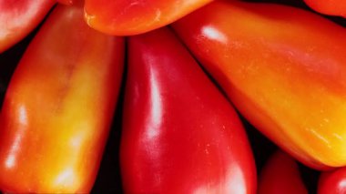 Taze Kırmızı Portakal Çanı Biberleri Yakın plan, Üst Görünüm Kamera Hareketi