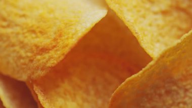 Altın Eğri Patates Cipsi Makro Şat Yukardan Pürüzsüz