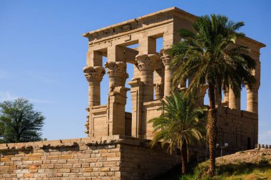 Aswan, Mısır 'daki İsis Tapınağı' nın dış manzarası