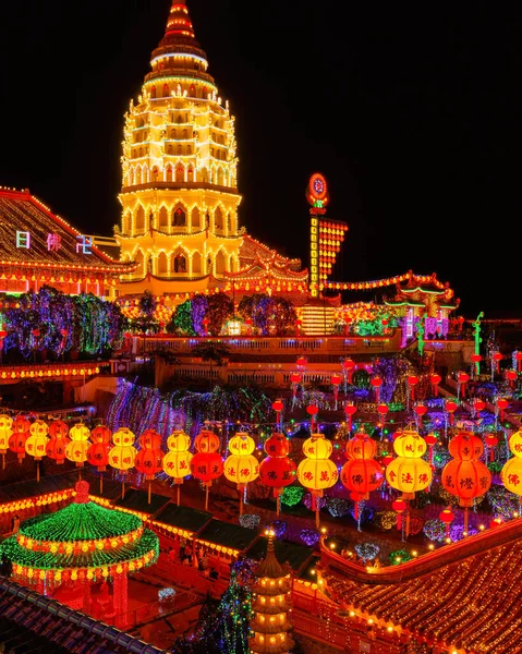 Kek Lok Tapınağı Çin 2023 Yılını Kutlamak Için Binlerce Fenerle — Stok fotoğraf