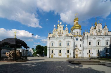 Kiev-Ukrayna 'dan Kiev Pechersk Lavra. 2015 'te çekilmiş.