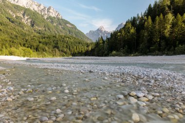 Kranjska Gora yakınlarındaki Alp manzarası - Slovenya.