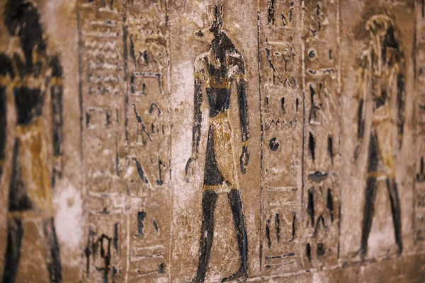 Starożytne Egipskie Hieroglify Wygrawerowane Kamieniu Kair — Zdjęcie stockowe