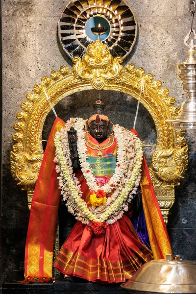 Estátua Representando Deus Hindu Templo Sri Thendayuthapani Cingapura — Fotografia de Stock