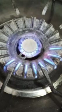 Soba, ocak, soba, soba, ocağın açılıp kapanması, ateş, alev, ev sobası, gaz sobası, mavi alev.