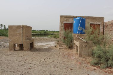 Mescid, okul ve köy yaşam tarzının inşası için farklı paydaşlarla topluluk toplantısı 