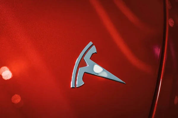 Tesla Brand Logo Sign Business Symbol Car Hood Elon Musk — Stock Photo, Image
