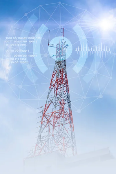 5Gデータネットワーク通信タワービジネスデータ技術アプリケーション垂直ショットのイラストでセルサイトオーバーレイ — ストック写真