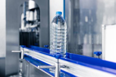 Yiyecek ve içecekte temiz içme suyu ters Osmosis Sistem hijyen fabrikası üretim bandı hattı