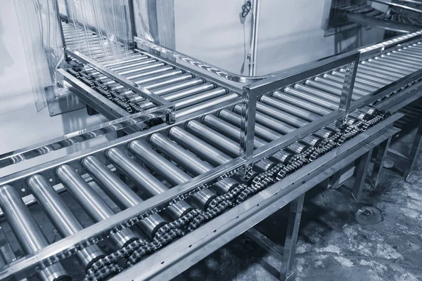 Stål Roller Conveyor Fabriksprodukter Transport Stål Rullande Produktionslinje För Ren — Stockfoto