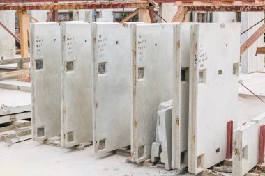 Beton döküm fabrikası, çimento ürünleri büyük inşaat sahası işletme endüstrisi.