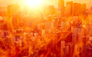 Aşırı yüksek sıcaklıkta sıcak şehir çevresi şehir manzarası canavar sıcak hava dalgası iklimi küresel ısınmadan dolayı yanıyor.