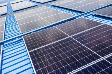 Yakın çekim Güneş Paneli. Güneş Hücresi. Güneş Photovoltaik Panel Sistemi. İş Mühendisliği Endüstrisinde Enerji tasarrufu.