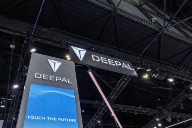Deepal Automobile Shenlan Technology elektrikli otomobil imalat şirketi sahibi Changan Automobile, Tayland Motor EXPO. 26 Mart 2025, Bangkok, Tayland