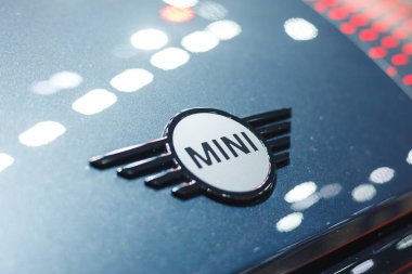 Mini Motor British otomotiv markası 1969 'da Oxford' da Tayland Motor EXPO 'da otomobil logosu fuarında kuruldu. 26 Mart 2025, Bangkok, Tayland